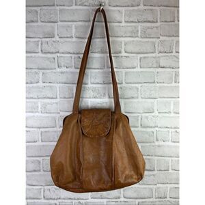 Vintage Soft Leather Shoulder Bag Tapestry Lined Hobo Style Camel Color